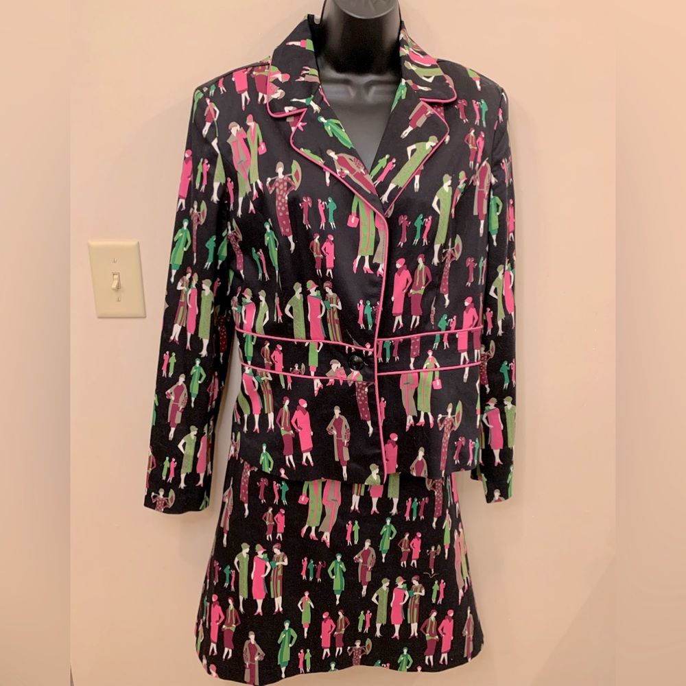 Russell Kemp fun two-piece suit!  Unique pattern!  Size 12.